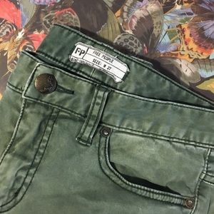 Free people sueded sateen zipper back skinny jeans